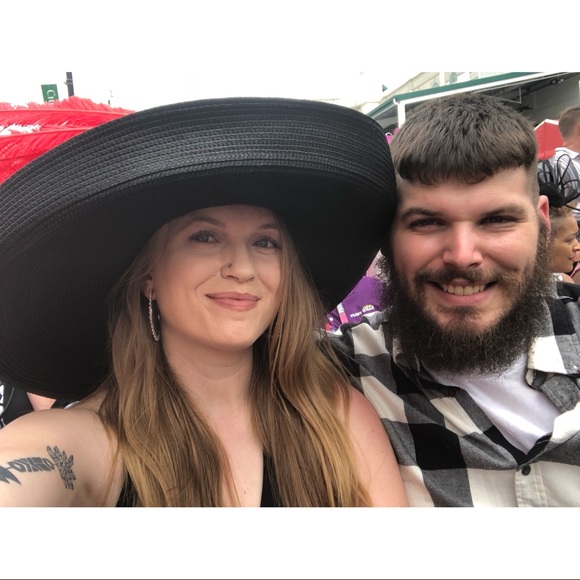 Meet your Posher, Michaela - Picture 7 of 7